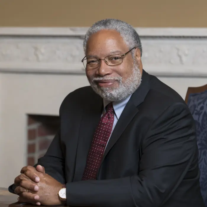 Lonnie Bunch