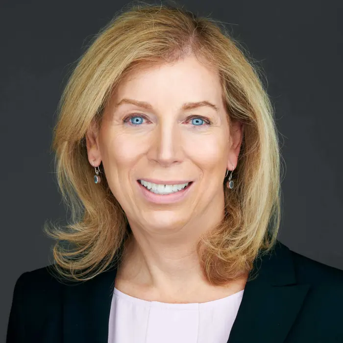 Diana Maurer