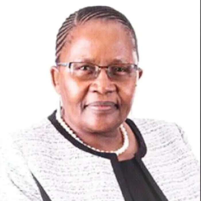 Gloria Somolekae