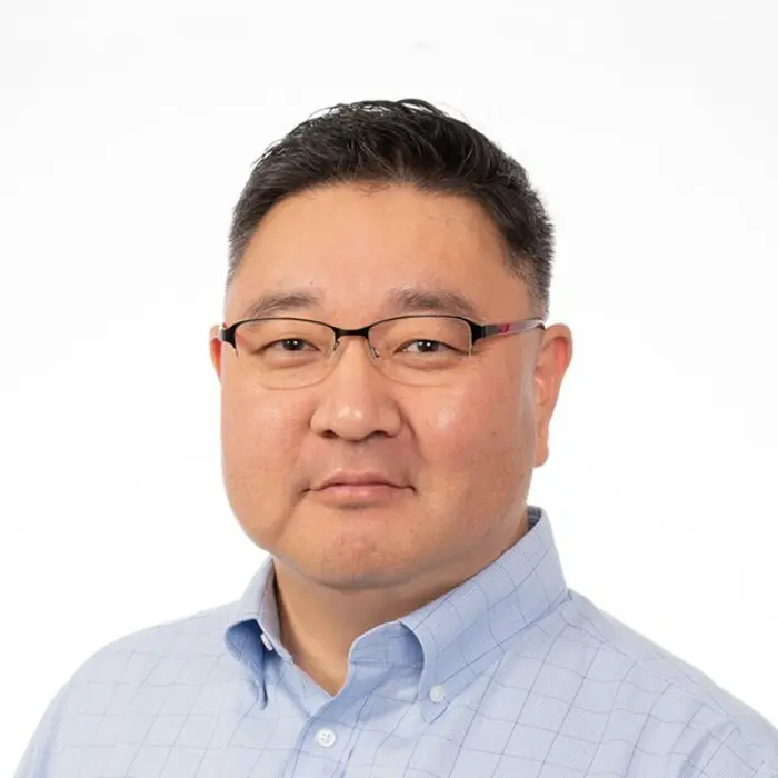 Keon-Hyung Lee