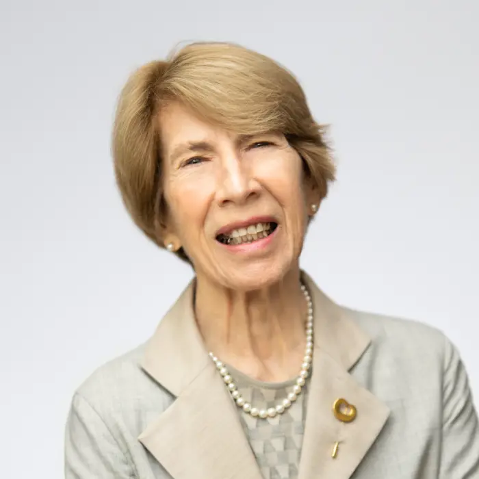 Louise Comfort