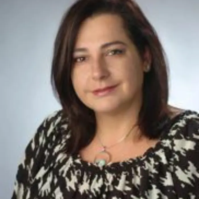 Tina Nabatchi