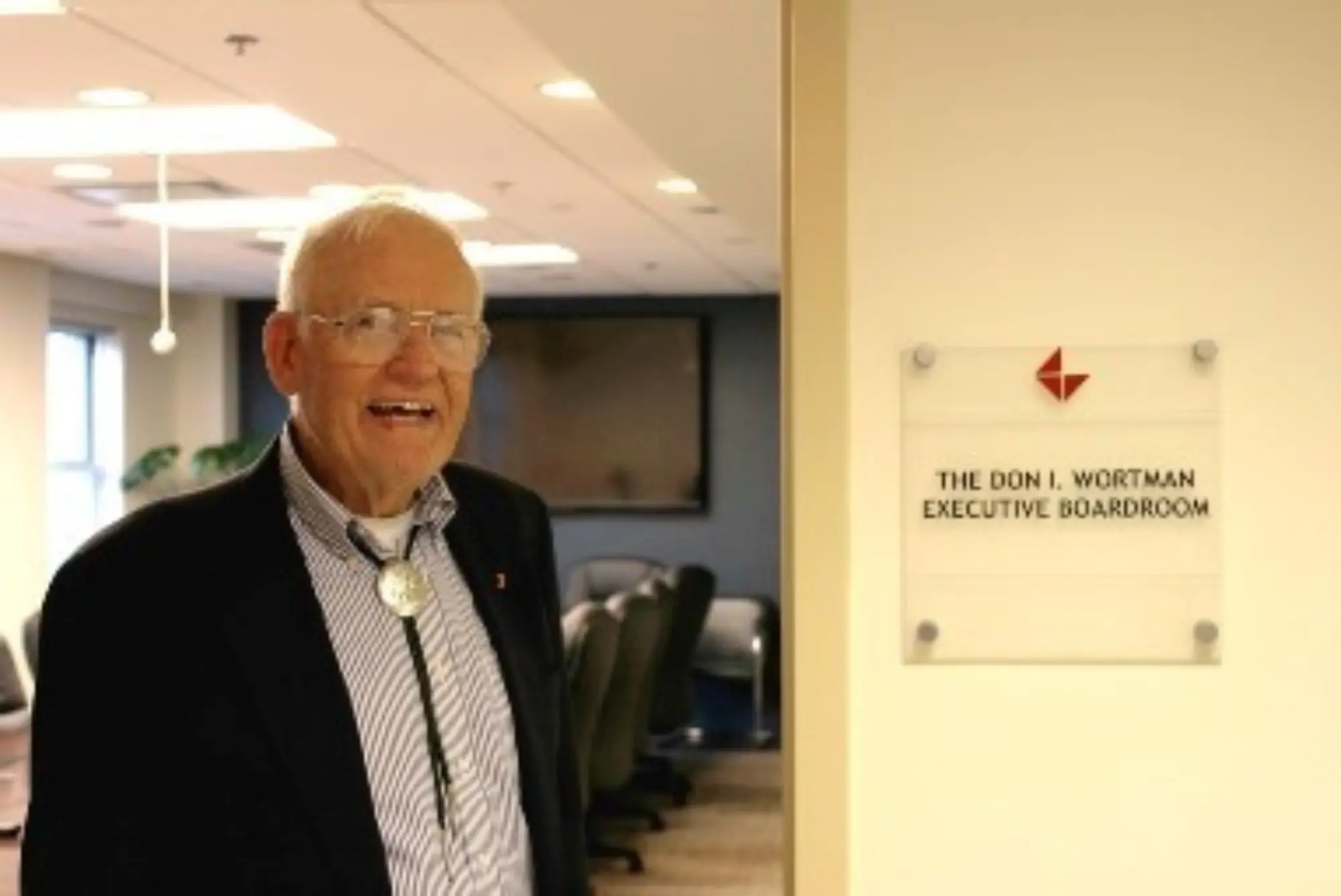 Academy Honors Don Wortman