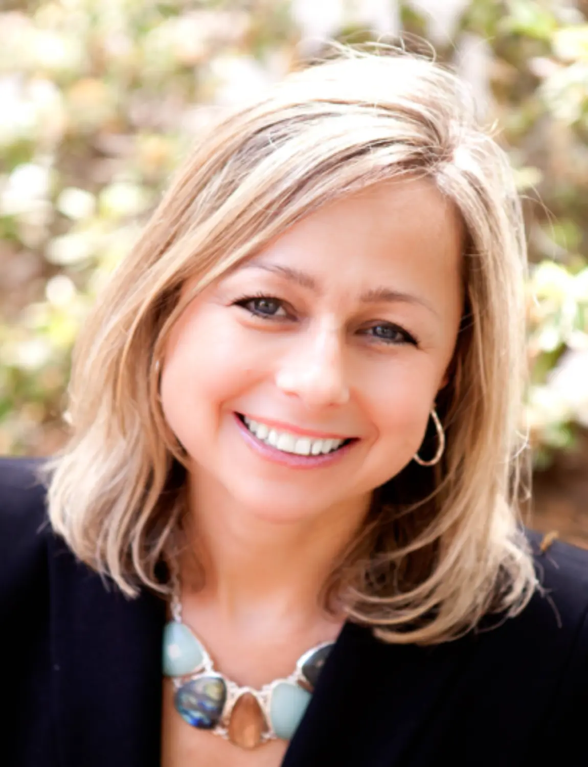 Meet our Fellows: Dr. Kendra Stewart ('17)