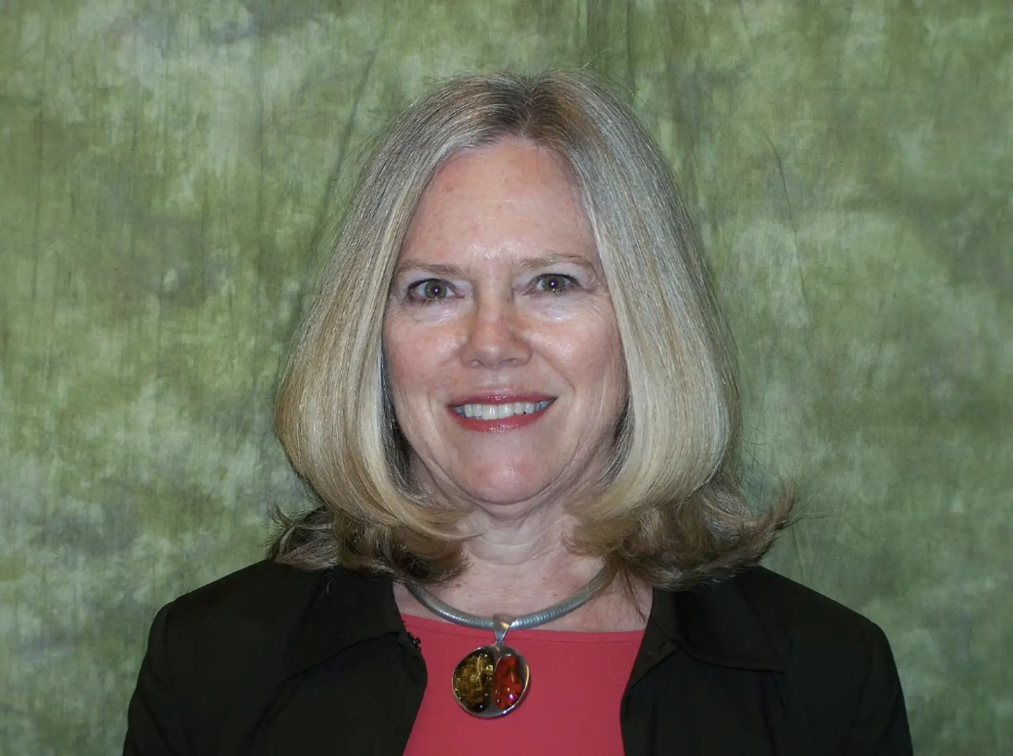 Meet Our Fellows: Elizabeth Kellar