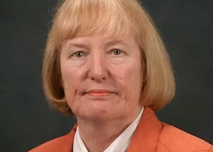Meet Our Fellows: Nancy Kingsbury ('98)