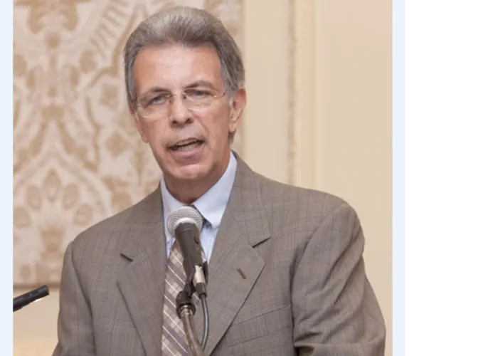 Meet Our Fellows: Robert Durant
