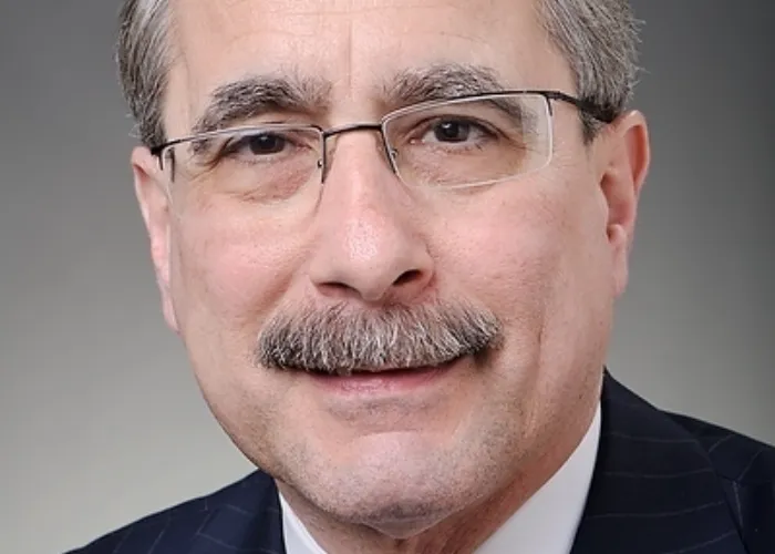 Meet our Fellows: Robert Lavigna